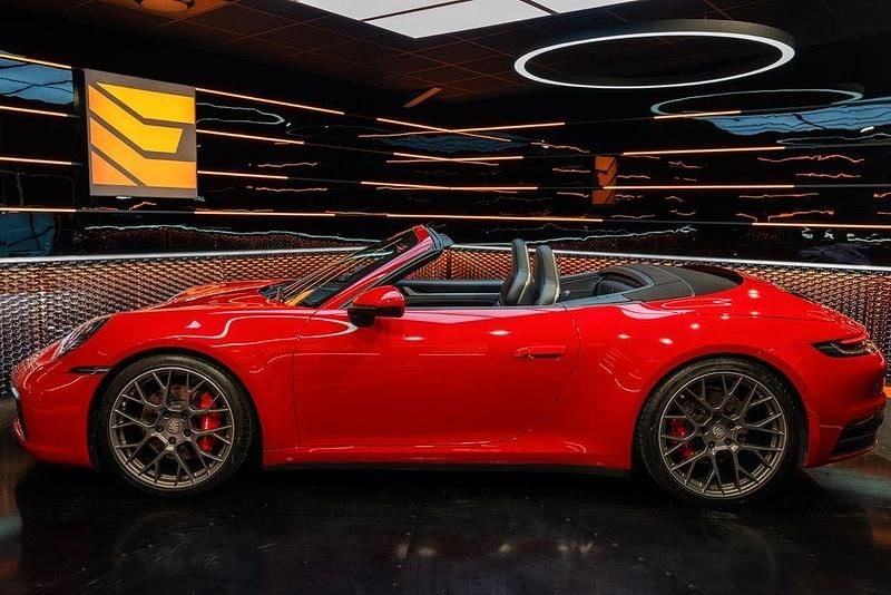 Gebraucht Porsche 911 Carrera S Cabriolet 540 PS (397 kW) 2019 Rot Cabrio