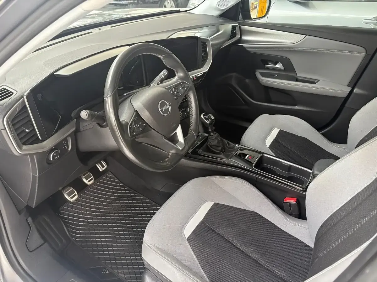 Gebraucht Opel Mokka Elegance 131 PS (96 kW) 2022 Grau metallic SUV
