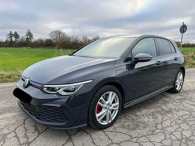Grau Gebraucht 2020 VW Golf VIII GTE Limousine | 19.000 € (Superpreis) - Bild 1/4