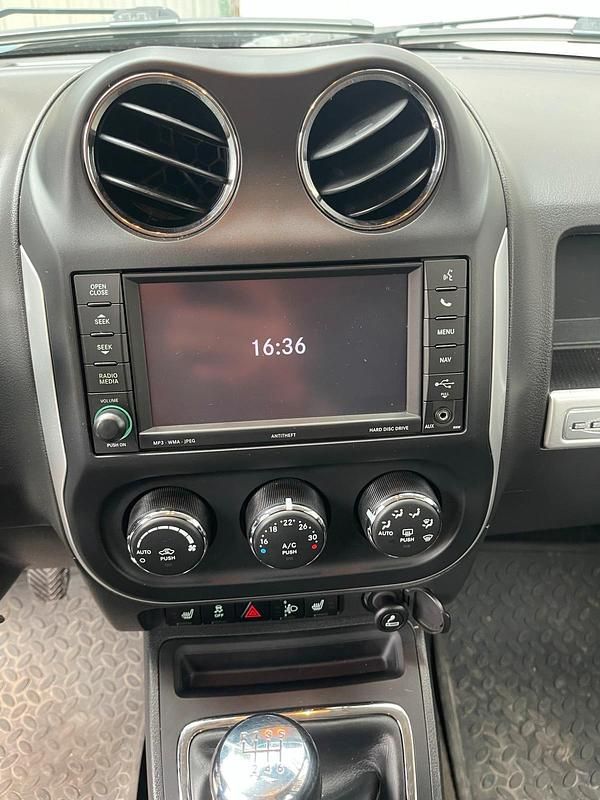 Gebraucht Jeep Compass Limited 163 PS (119 kW) 2013 SUV