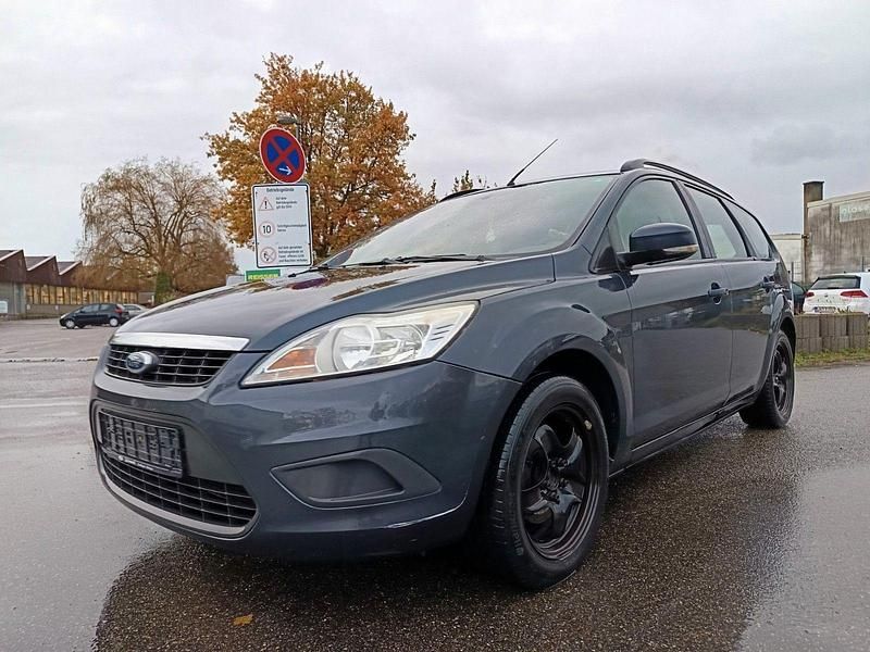 Gebraucht Ford Focus Style 101 PS (74 kW) 2010 Blau Kombi