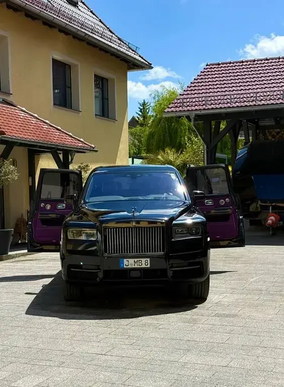 Gebraucht Rolls Royce Cullinan 600 PS (441 kW) 2021 Schwarz SUV