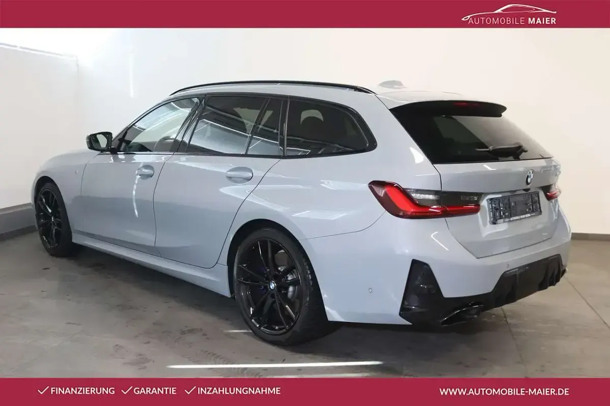 Gebraucht BMW 340 374 PS (275 kW) 2024 Brooklyn grau metallic Kombi