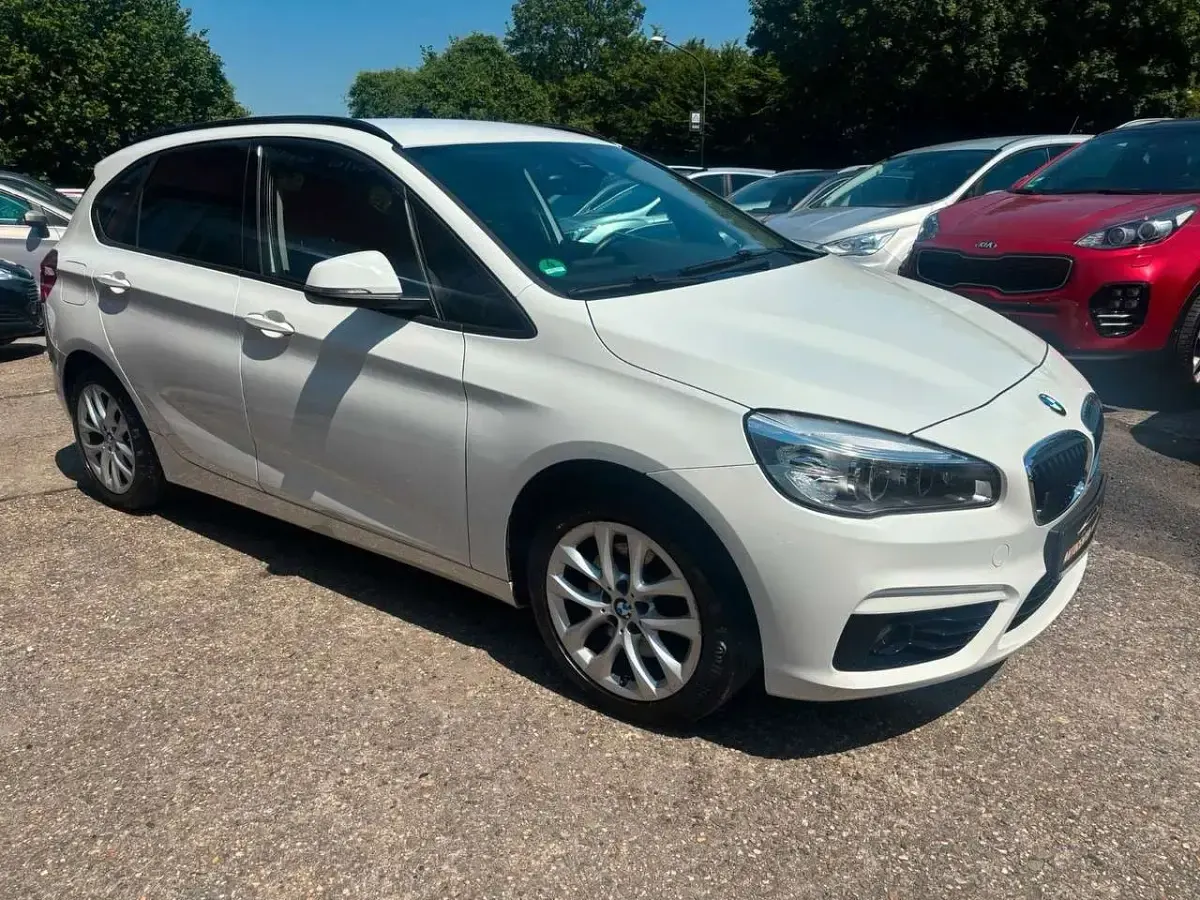 Gebraucht BMW 218 136 PS (100 kW) 2015 Alpinweiss iii Van / Kleinbus