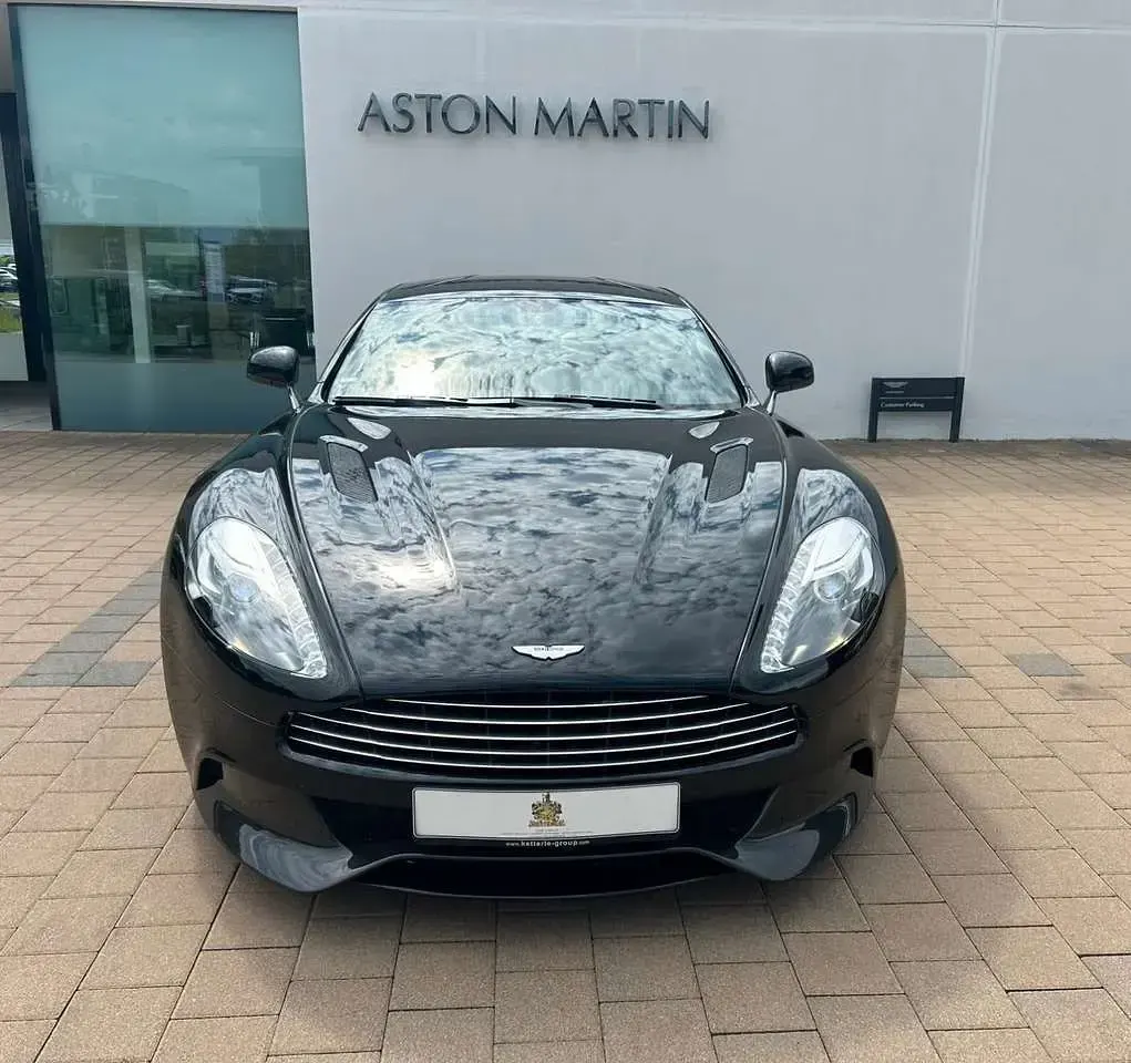 Gebraucht Aston Martin Vanquish 572 PS (420 kW) 2014 Onyx black Coupé