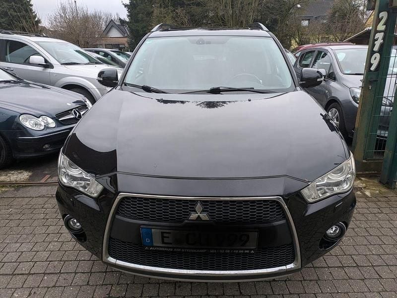Gebraucht Mitsubishi Outlander Invite 156 PS (114 kW) 2010 Schwarz SUV