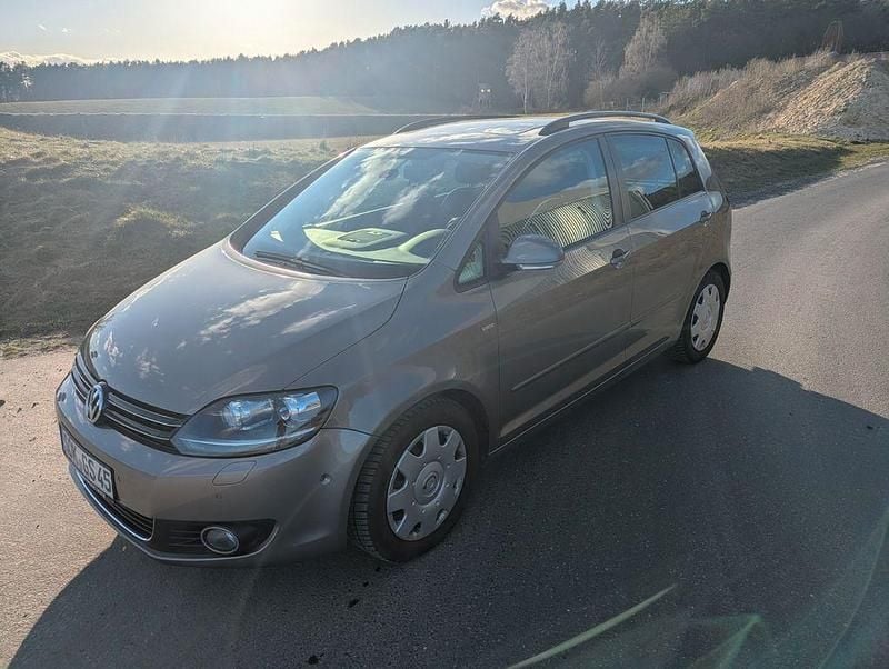 Gebraucht VW Golf Plus Cross Life 122 PS (89 kW) 2013 Grau Van / Kleinbus