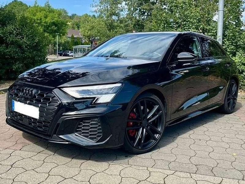 Schwarz Gebraucht 2022 Audi S3 Sportback Kombi | 37.500 € (Fairer Preis) - Bild 1/4