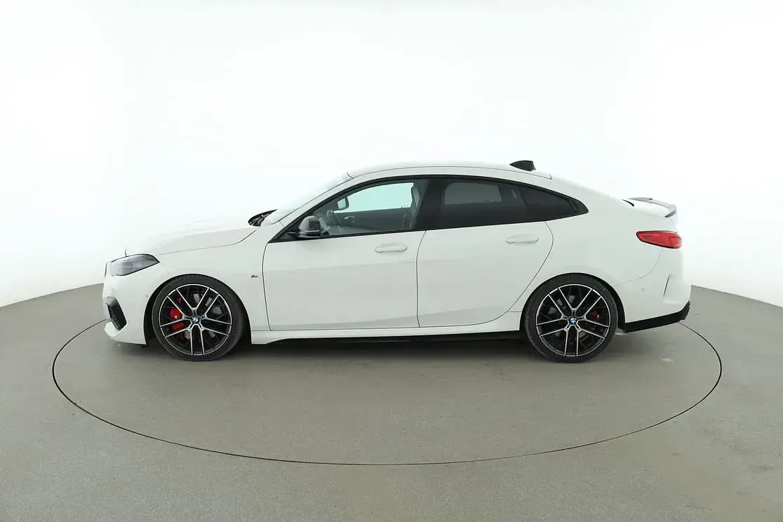Gebraucht BMW M235 Performance 306 PS (225 kW) 2024 Weiß Coupé