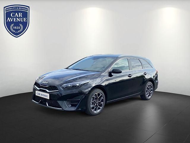 Schwarz (zilinaschwarz metallic (schwarz)) Gebraucht 2024 Kia Ceed 4 Kombi | 31.990 € (Teuer) - Bild 1/4