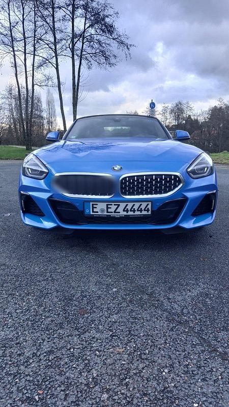 Blau Gebraucht 2022 BMW Z4 M Sport Cabrio | 41.900 € (Guter Preis) - Bild 1/4