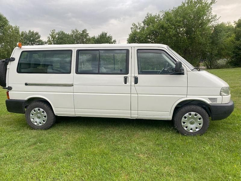 Weiß Gebraucht 2002 VW T4 Van | 15.900 € - Bild 1/4