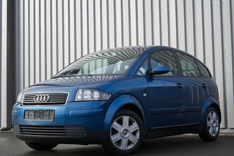 Blau Gebraucht 2005 Audi A2 Kleinwagen | 4.780 € (Fairer Preis) - Bild 1/4