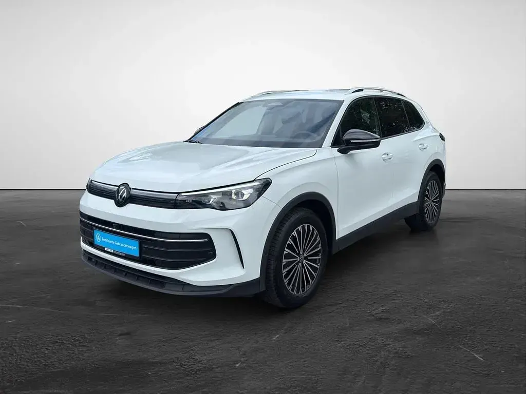 Gebraucht VW Tiguan Goal 150 PS (110 kW) 2025 Weiß SUV