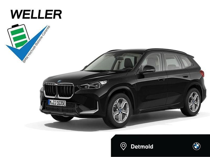 Black sapphire (schwarz) Gebraucht 2024 BMW X1 Performance SUV | 42.850 € (Fairer Preis) - Bild 1/4