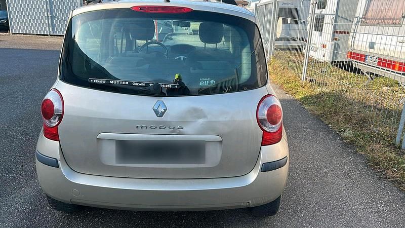 Gebraucht Renault Modus 88 PS (64 kW) 2006 Gold Van / Kleinbus