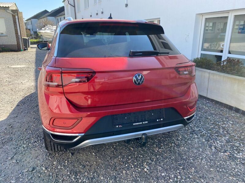 Gebraucht VW T-Roc Business 150 PS (110 kW) 2023 Rot SUV