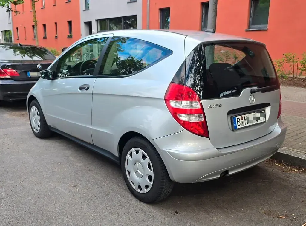Gebraucht Mercedes A150 Classic 95 PS (69 kW) 2005 Silber Limousine