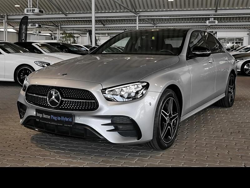 Gebraucht Mercedes E300 AMG 211 PS (155 kW) 2021 Metalliclack hightechsilber Limousine
