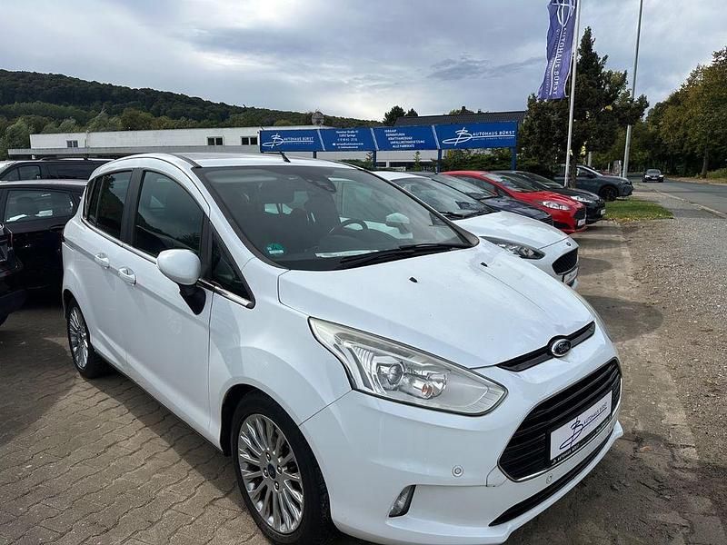 Weiß Gebraucht 2013 Ford B-MAX Titanium Van / Kleinbus | 9.990 € (Fairer Preis) - Bild 1/4