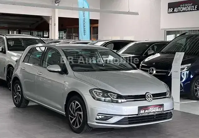 Gebraucht VW Golf VII Join 116 PS (85 kW) 2019 Grau Limousine
