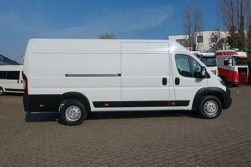 Gebraucht Opel Movano Edition 140 PS (102 kW) 2022 Weiß Van