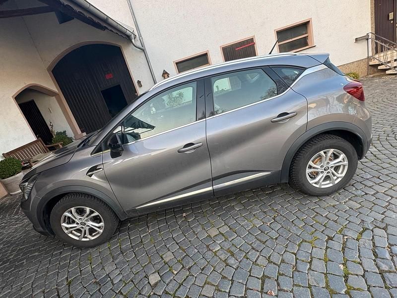 Gebraucht Renault Captur Intens 131 PS (96 kW) 2020 SUV
