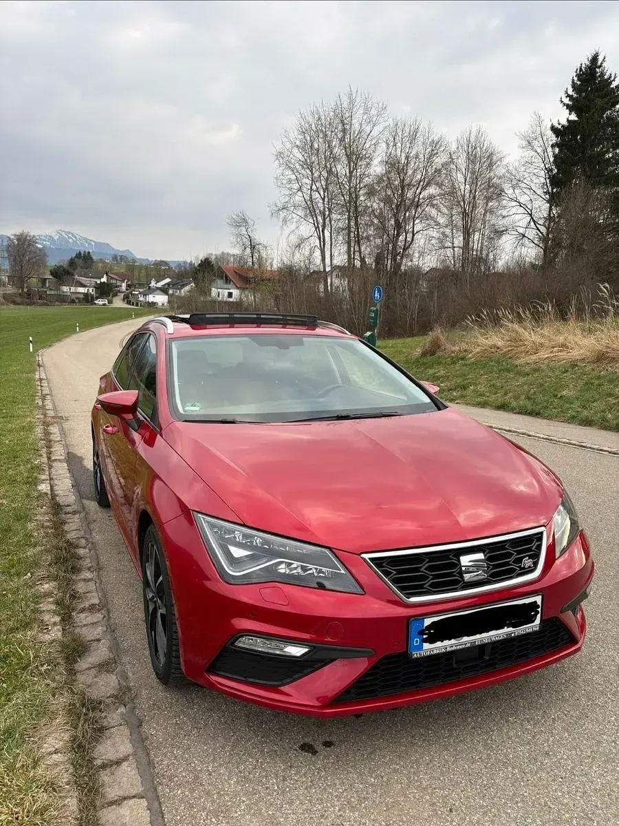 Gebraucht Seat Leon ST FR 190 PS (139 kW) 2019 Rot Kombi