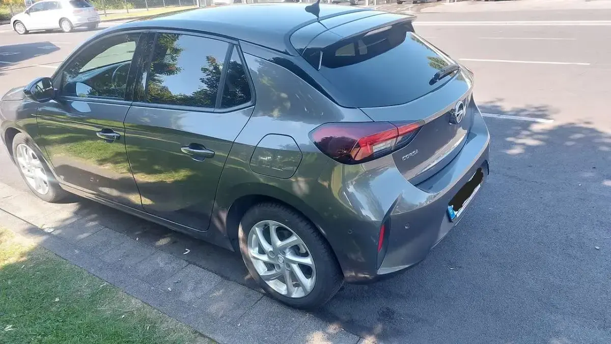 Używany Opel Corsa 101 KM (74 kW) 2020 Szary Hatchback