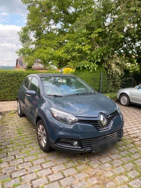 Grau Gebraucht 2013 Renault Captur SUV | 6.300 € (Fairer Preis) - Bild 1/2
