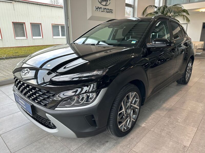 Schwarz Gebraucht 2022 Hyundai Kona Edition 30+ SUV | 27.420 € - Bild 1/4