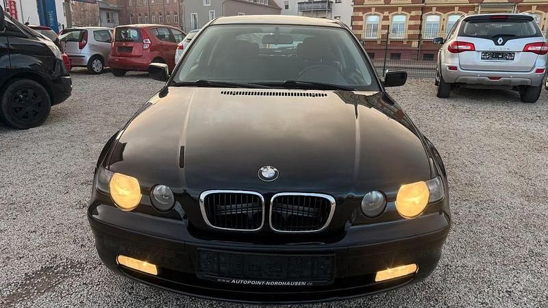 Gebraucht BMW 316 116 PS (85 kW) 2003 Schwarz Limousine