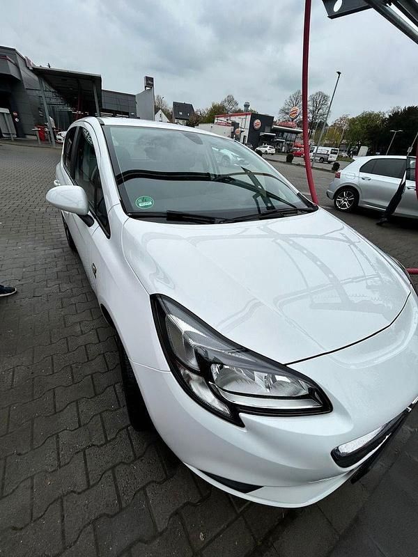Second-hand Opel Corsa 69 CP (50 kW) 2019 Alb Hatchback