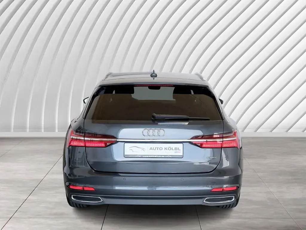 Gebraucht Audi A6 265 PS (194 kW) 2023 Manhattangrau metallic Kombi