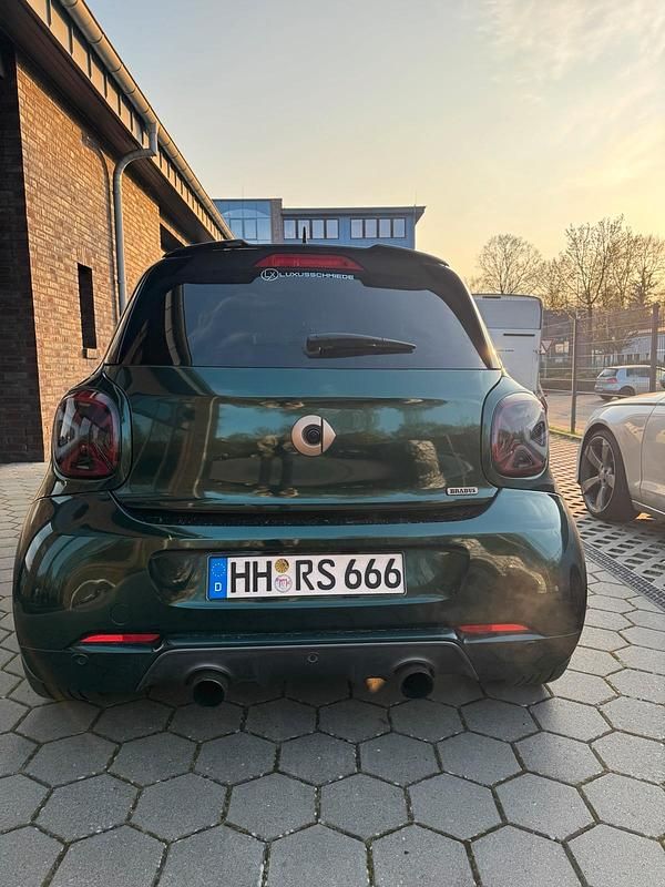 Second-hand Smart ForFour Brabus 109 CP (80 kW) 2018 Verde Hatchback