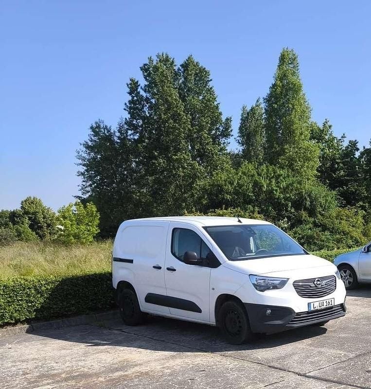 Gebraucht Opel Combo Selection 105 PS (77 kW) 2019 Van / Kleinbus