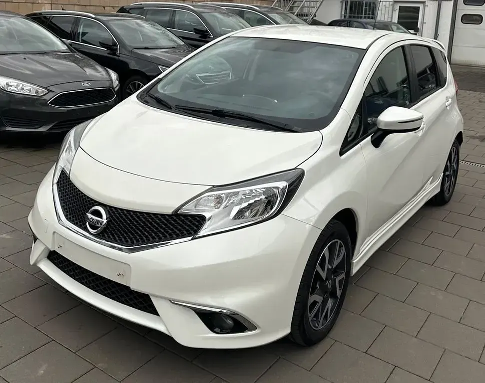 Gebraucht Nissan Note Acenta 98 PS (72 kW) 2015 Weiß Kleinwagen