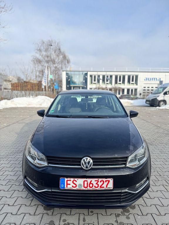 Gebraucht VW Polo Comfortline 60 PS (44 kW) 2016 Schwarz Limousine