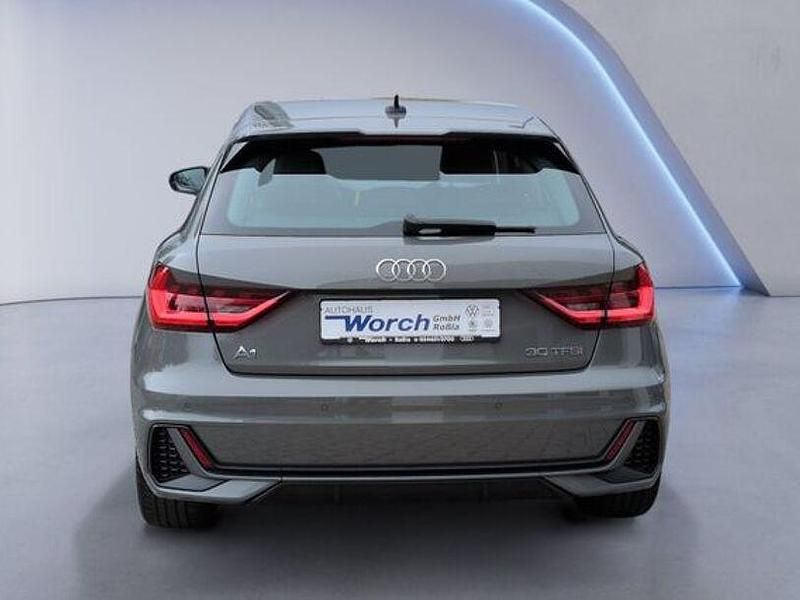 Gebraucht Audi A1 S-Line 116 PS (85 kW) 2019 Grau Kleinwagen