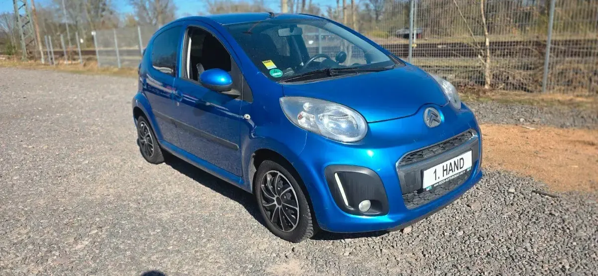 Gebraucht Citroën C1 Attraction 68 PS (50 kW) 2012 Blau Kleinwagen