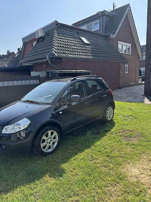 Gebraucht 2008 Fiat Sedici SUV | 2.600 € - Bild 1/4