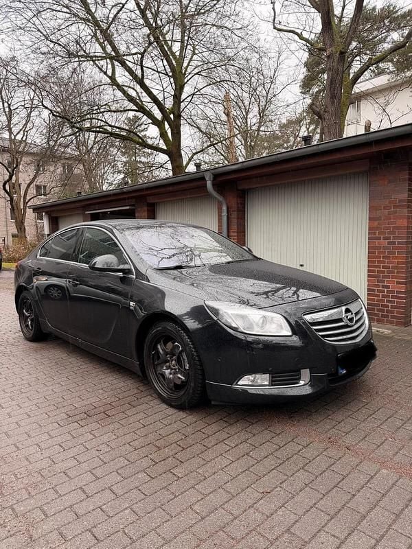 Gebraucht Opel Insignia OPC 220 PS (161 kW) 2011 Schwarz Limousine