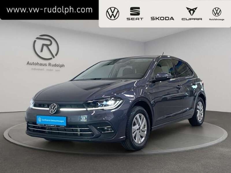 Rauchgrau metallic Gebraucht 2024 VW Polo Style Limousine | 24.490 € (Fairer Preis) - Bild 1/4