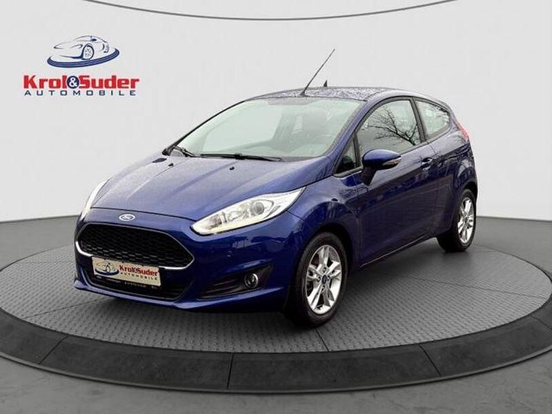 Gebraucht Ford Fiesta Celebration 101 PS (74 kW) 2016 Blau Kleinwagen