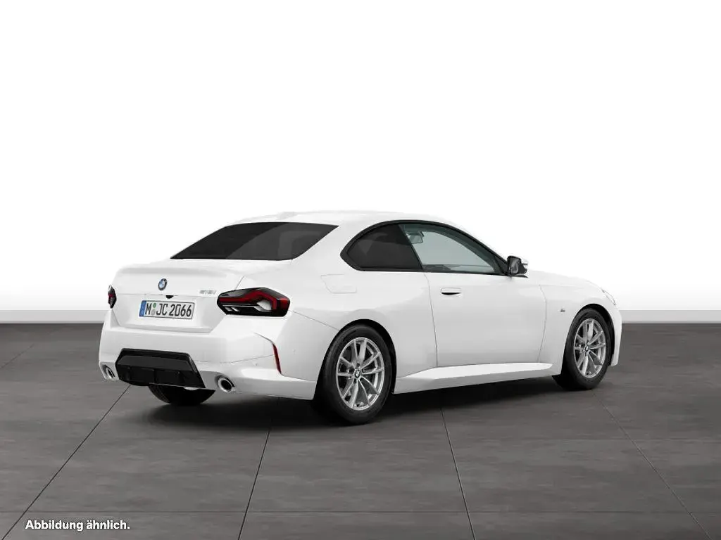 Gebraucht BMW 218 Shadowline 156 PS (114 kW) 2025 Alpinweiss Coupé