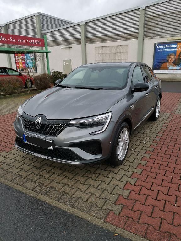 Grau Gebraucht 2024 Renault Arkana Techno SUV | 21.500 € (Superpreis) - Bild 1/4