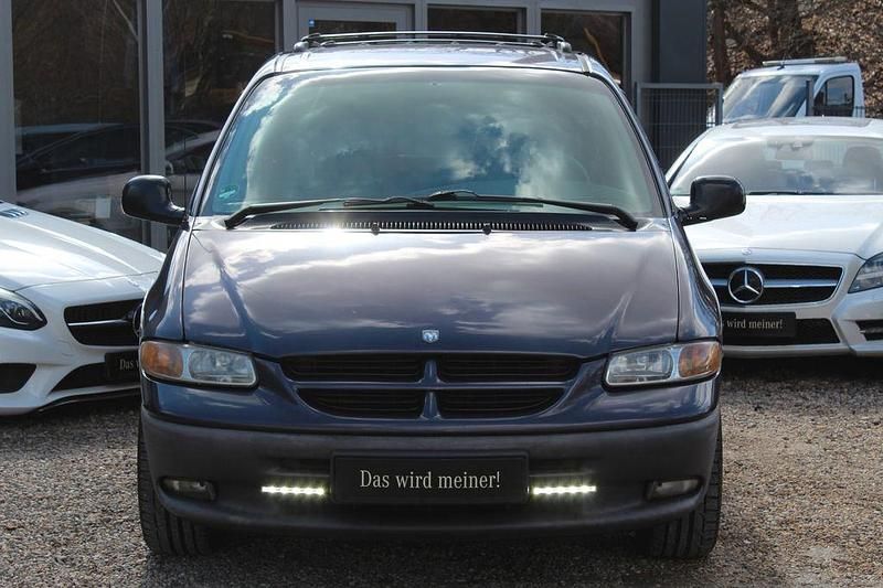 Gebraucht Dodge Grand Caravan 167 PS (122 kW) 1997 Grau Van / Kleinbus