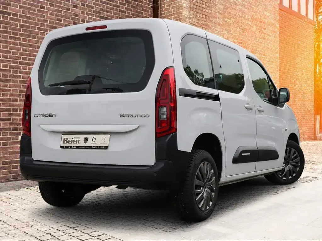 Gebraucht Citroën Berlingo 131 PS (96 kW) 2024 Weiß Van / Kleinbus