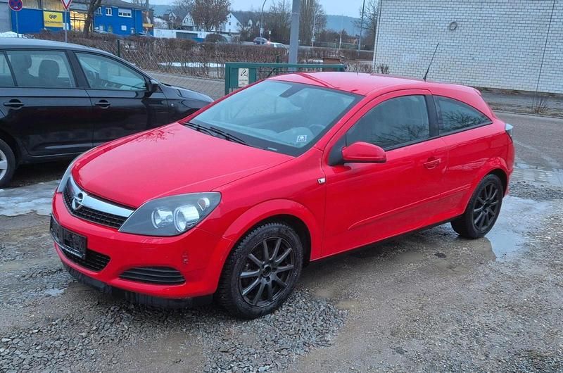 Rot Gebraucht 2008 Opel Astra GTC Coupé | 2.299 € (Guter Preis) - Bild 1/4