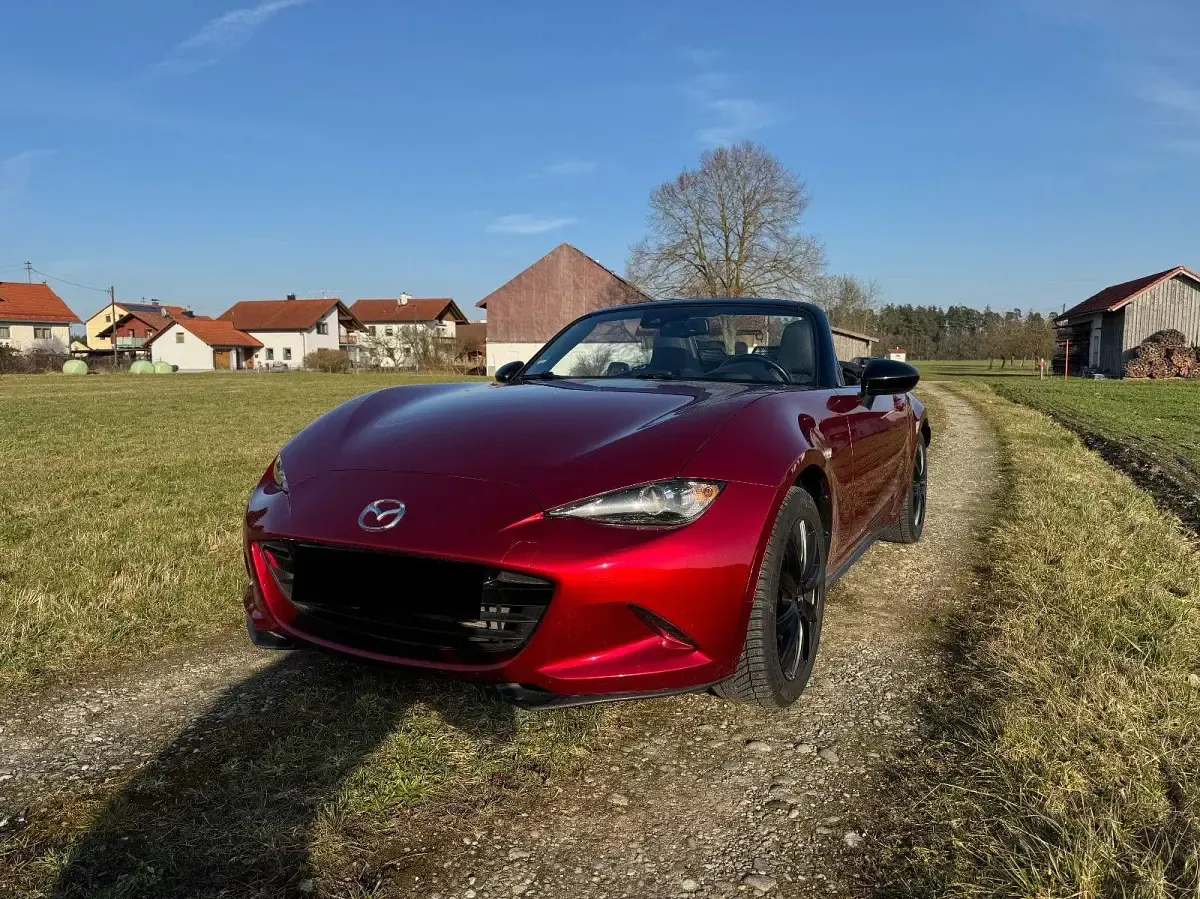 Używany Mazda MX5 Selection 132 KM (97 kW) 2019 Czerwony Kabriolet